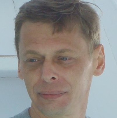 Dr. Aleksander Manterys